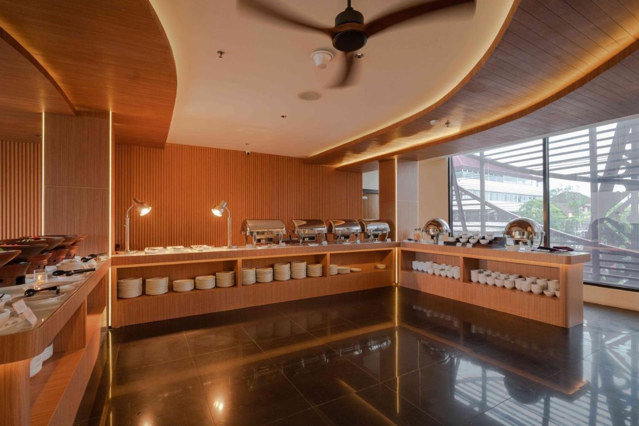 Hotel Park Regis Kuta Kuta Lombok Exteriér fotografie